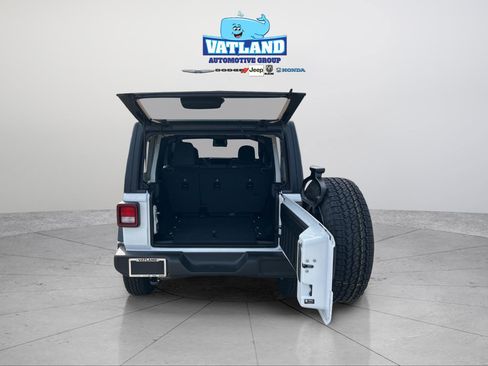 Certified 2026 Jeep Wrangler Unlimited Sport AWD/4WD image 24