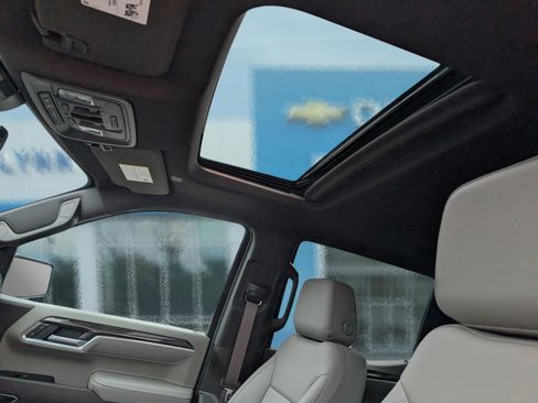 New 2026 Chevrolet Silverado 1500 LTZ w/ LTZ Premium Package AWD/4WD image 17
