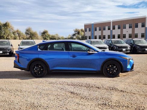 New 2025 Kia K4 GT-Line Turbo image 2