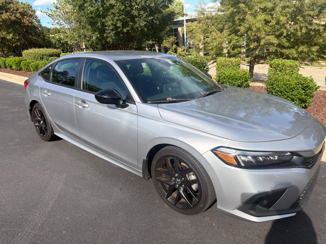 Used 2024 Honda Civic Sport image 2