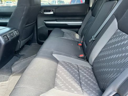 Used 2018 Toyota Tundra SR5 w/ SR5 Upgrade Package RWD image 17