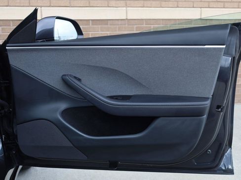 Used 2025 Tesla Model 3 Long Range RWD image 28