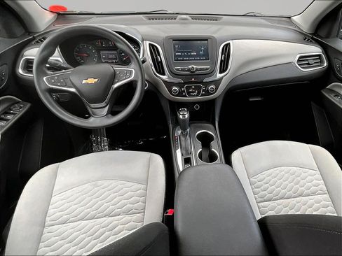 Used 2018 Chevrolet Equinox LS FWD image 7
