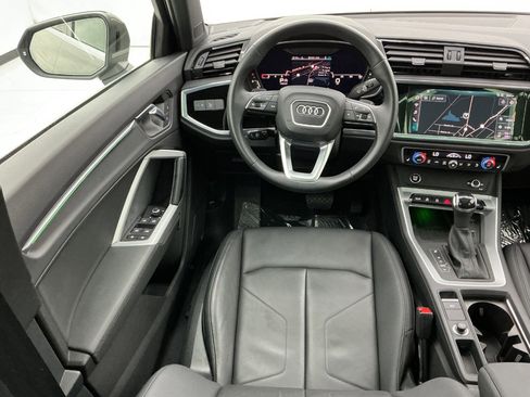 Used 2021 Audi Q3 2.0T Premium Plus w/ Premium Plus Package AWD/4WD image 31