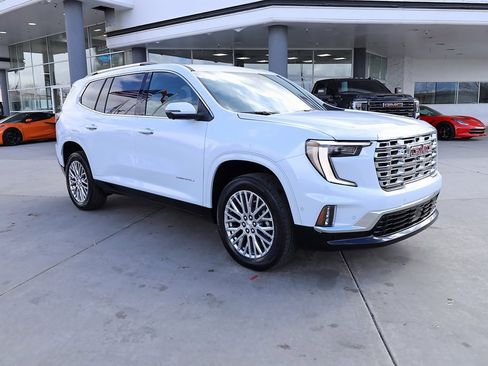 New 2026 GMC Acadia Denali image 8