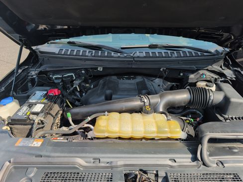 Used 2019 Ford Expedition Limited w/ Equipment Group 301A AWD/4WD image 28
