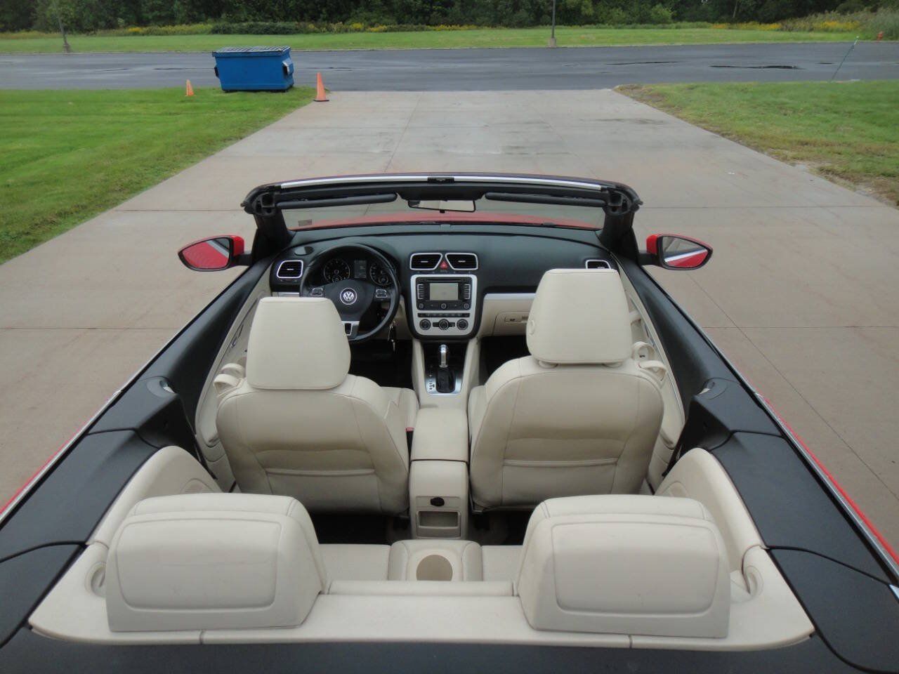 Used 2016 Volkswagen Eos Komfort FWD image 5