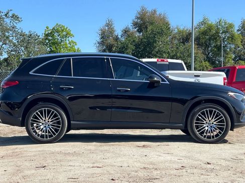 Used 2025 Mercedes-Benz GLC 300 image 9