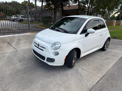 Used 2014 FIAT 500 Sport FWD image 3