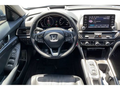 Used 2022 Honda Accord Touring image 15