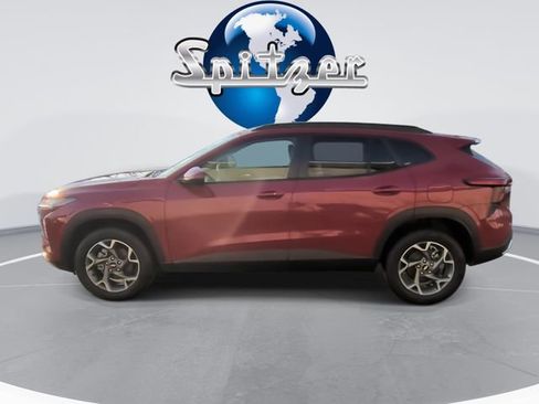 New 2026 Chevrolet Trax LT w/ Driver Confidence Package image 5