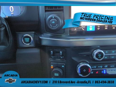 Used 2023 Ford F250 Lariat w/ Lariat Ultimate Package AWD/4WD image 28