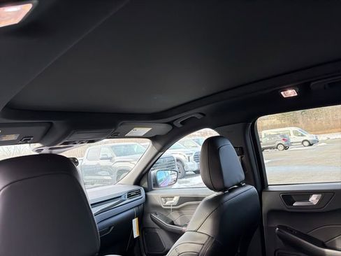 New 2026 Ford Escape ST-Line w/ Tech Pack #1 image 8