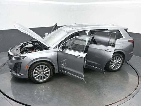 Certified 2025 Cadillac XT6 Premium Luxury w/ Technology Package AWD/4WD image 66