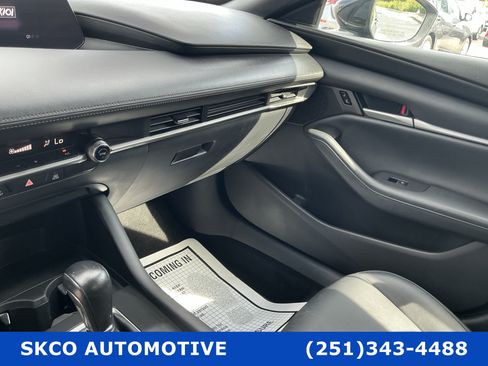 Used 2021 MAZDA MAZDA3 s FWD image 24