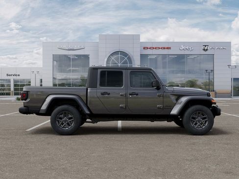 New 2026 Jeep Gladiator Sport AWD/4WD image 23