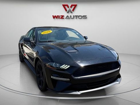 Used 2018 Ford Mustang Coupe w/ Black Accent Pkg RWD image 7