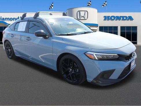 Used 2023 Honda Civic Sport image 1