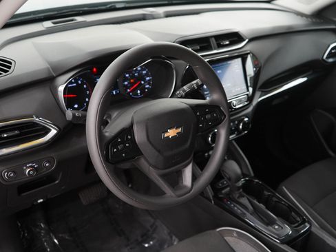 Used 2021 Chevrolet TrailBlazer LT w/ Convenience Package AWD/4WD image 20