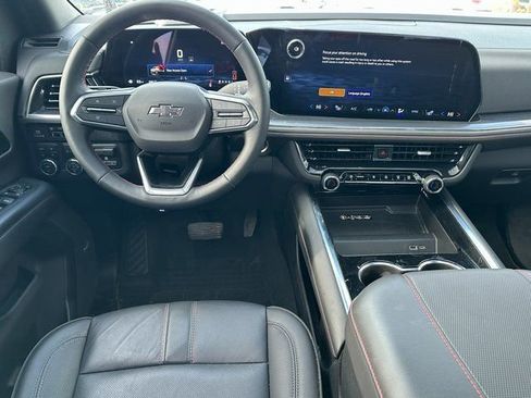 Used 2025 Chevrolet Tahoe RST image 18