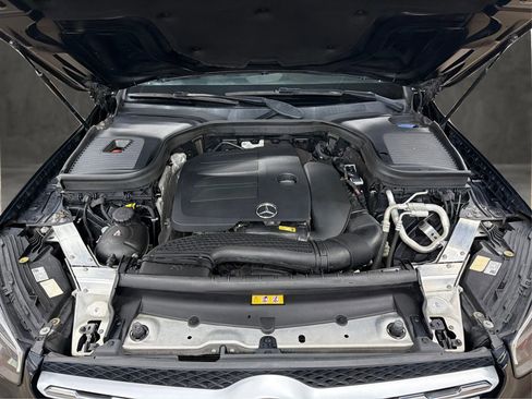 Used 2020 Mercedes-Benz GLC 300 image 9