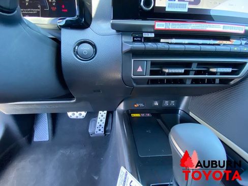 New 2026 Toyota Camry SE FWD image 36