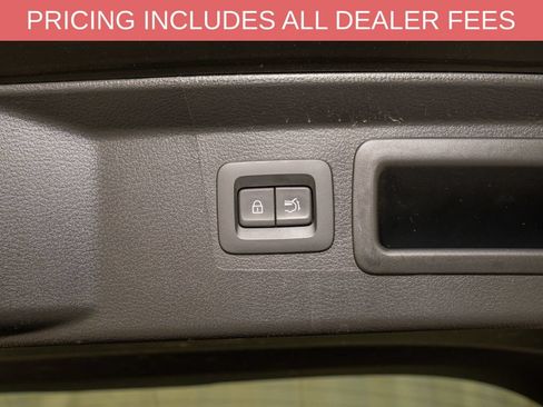 Used 2025 MAZDA CX-50 AWD 2.5 S w/ Preferred Package image 6