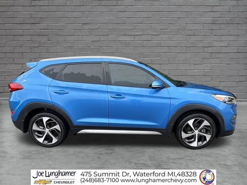 Used 2017 Hyundai Tucson Sport FWD image 2
