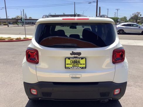 Used 2021 Jeep Renegade Latitude FWD image 26
