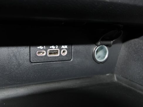 Used 2025 Nissan Altima 2.5 SV image 16