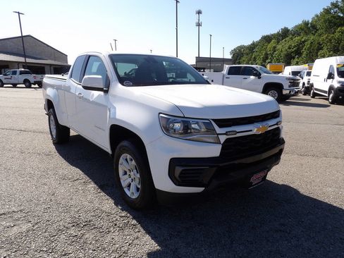 Used 2022 Chevrolet Colorado LT w/ Fleet Safety Package RWD image 11