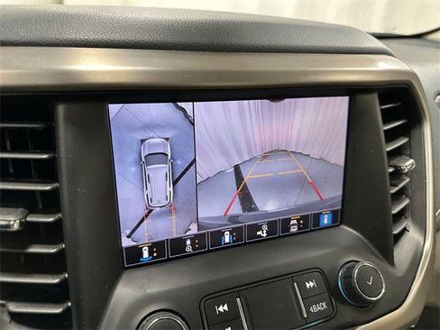 Used 2023 GMC Acadia Denali w/ Denali Ultimate Package image 13