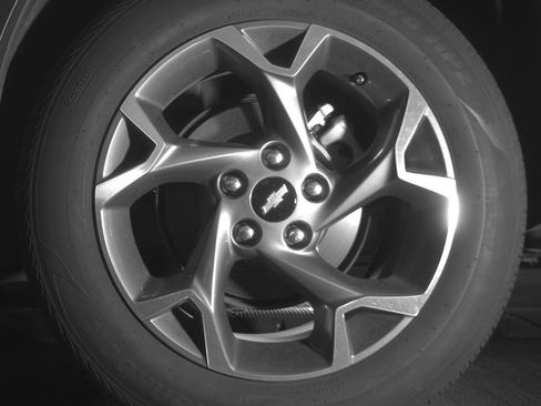 Used 2025 Chevrolet Trax LT w/ LT Convenience Package image 14