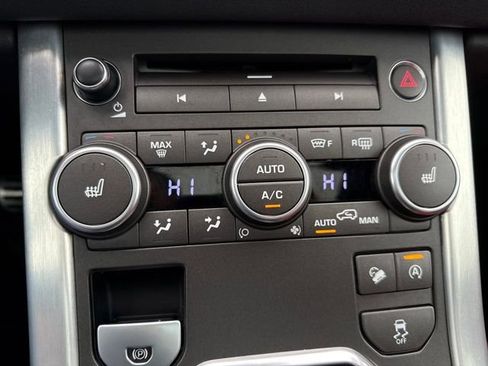 Used 2017 Land Rover Range Rover Evoque HSE Dynamic image 33