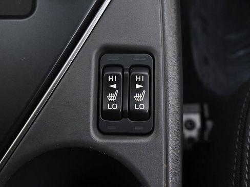 Used 2024 Subaru Crosstrek 2.0i Premium image 30