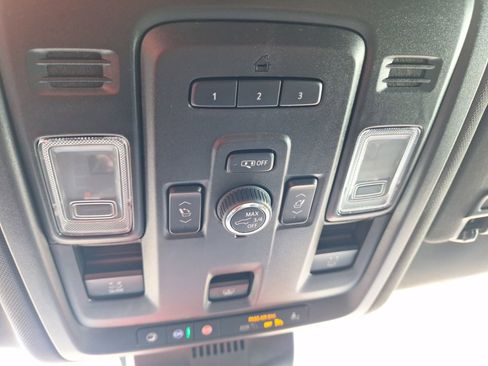 Used 2024 Chevrolet Tahoe RST w/ Luxury Package image 28