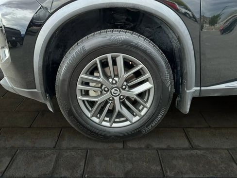 Used 2021 Nissan Rogue S image 23