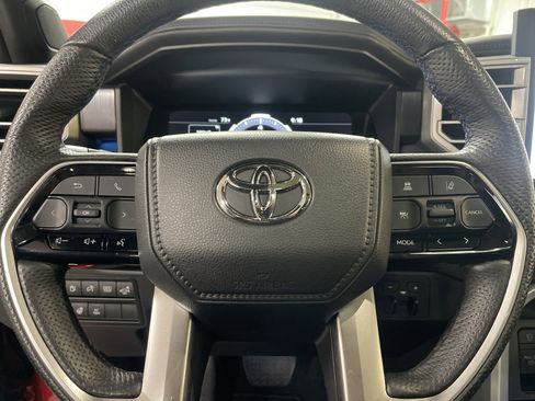 Used 2023 Toyota Sequoia Platinum image 18