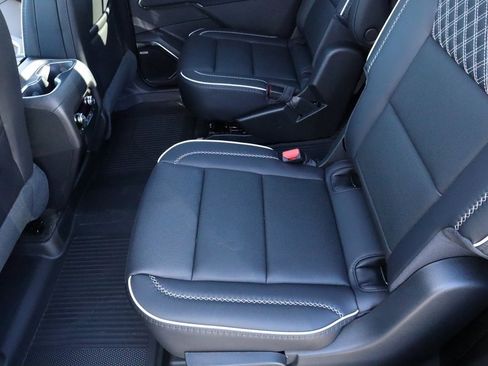 New 2026 GMC Acadia Denali w/ Super Cruise Package image 12