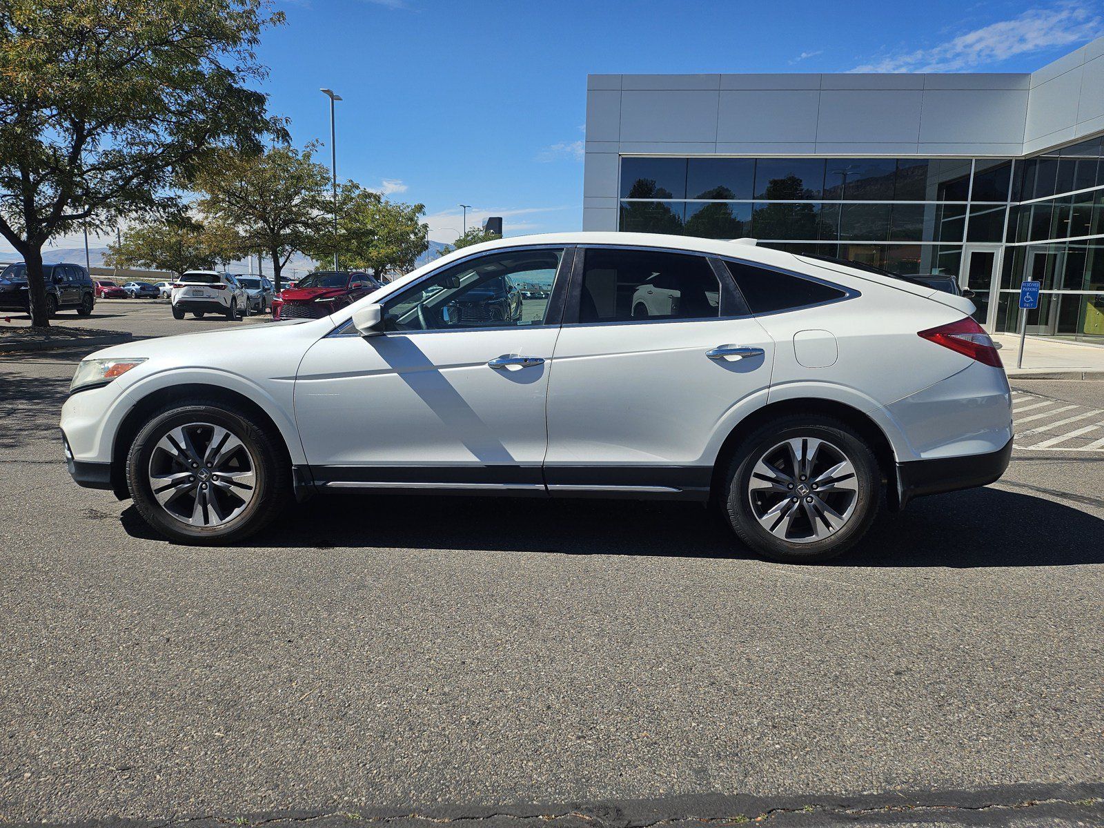 Used 2013 Honda Crosstour EX-L image 9