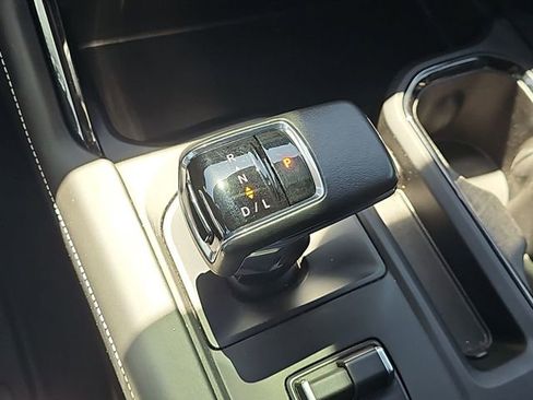 Used 2022 GMC Sierra 1500 AT4X AWD/4WD image 14
