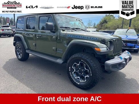 Used 2023 Jeep Wrangler Unlimited Rubicon 4xe w/ Cold Weather Group AWD/4WD image 5