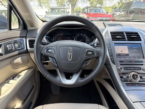 Used 2019 Lincoln MKZ Reserve w/ Reserve Plus Package AWD/4WD image 17