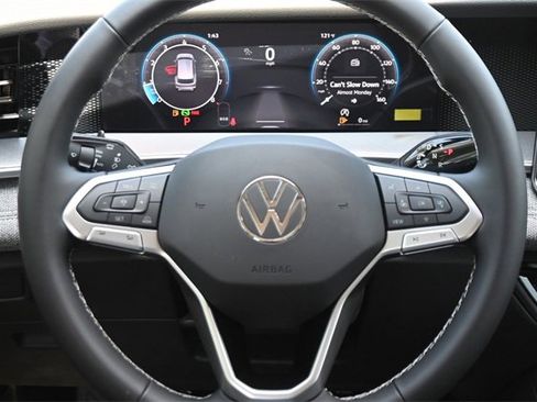 New 2025 Volkswagen Tiguan S image 9