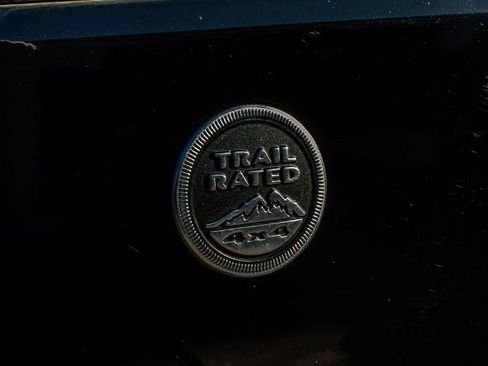 Used 2017 Jeep Wrangler Sport image 11