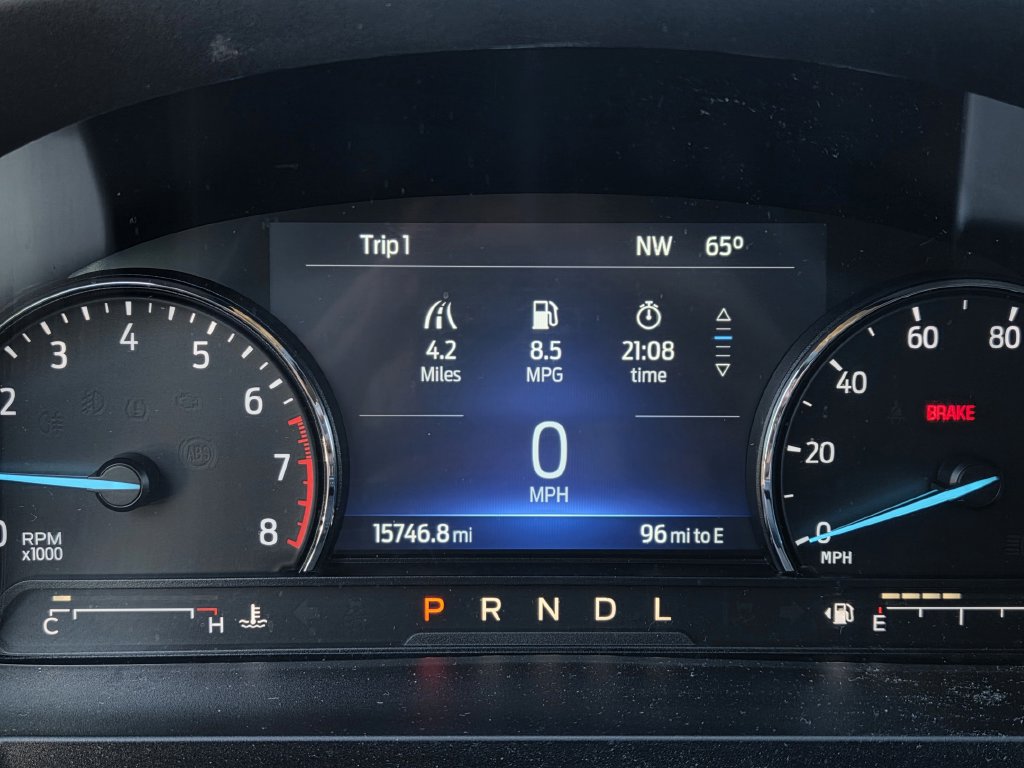 Used 2022 Ford Explorer XLT w/ Equipment Group 202A AWD/4WD image 23