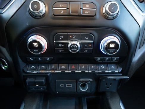 Used 2021 GMC Sierra 1500 Denali w/ Denali Ultimate Package image 26