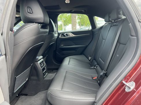 Used 2023 BMW i4 eDrive35 RWD image 31