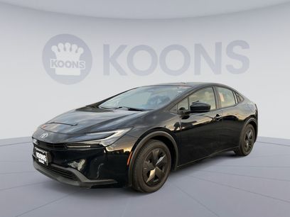 Used 2025 Toyota Prius LE