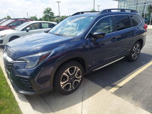 Used 2024 Subaru Ascent Limited w/ Technology Package AWD/4WD image 1
